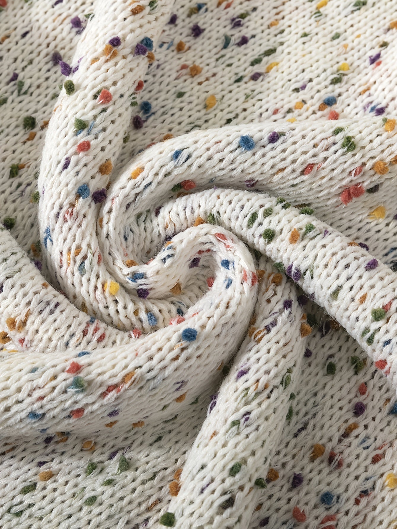 Pull Coloré - Style Audacieux - Projet Paris - Design Vibrant - Parfait pour l'Automne