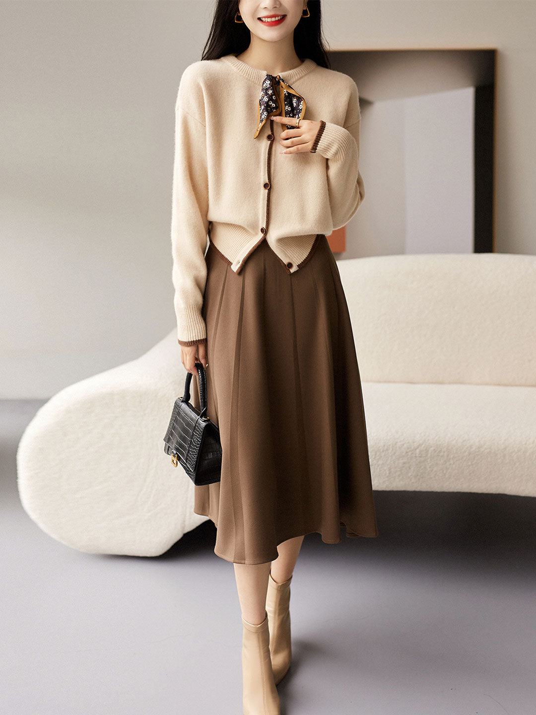 Cardigan en coton tricoté vintage à col rond - Projet Paris - Élégance classique et confort absolu