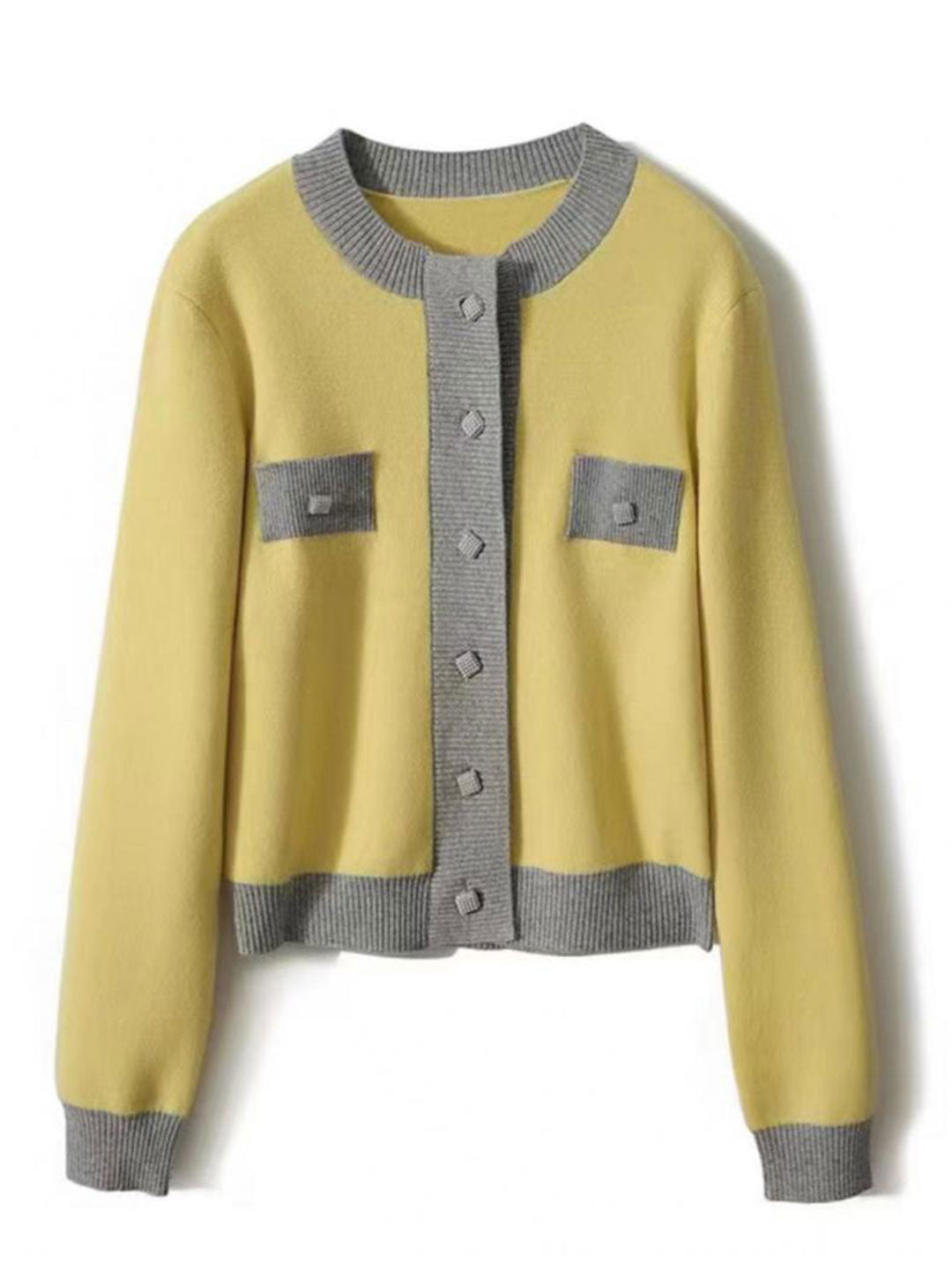 Cardigan tricoté rétro à patchwork contrasté - Projet Paris - Style unique et confort intemporel