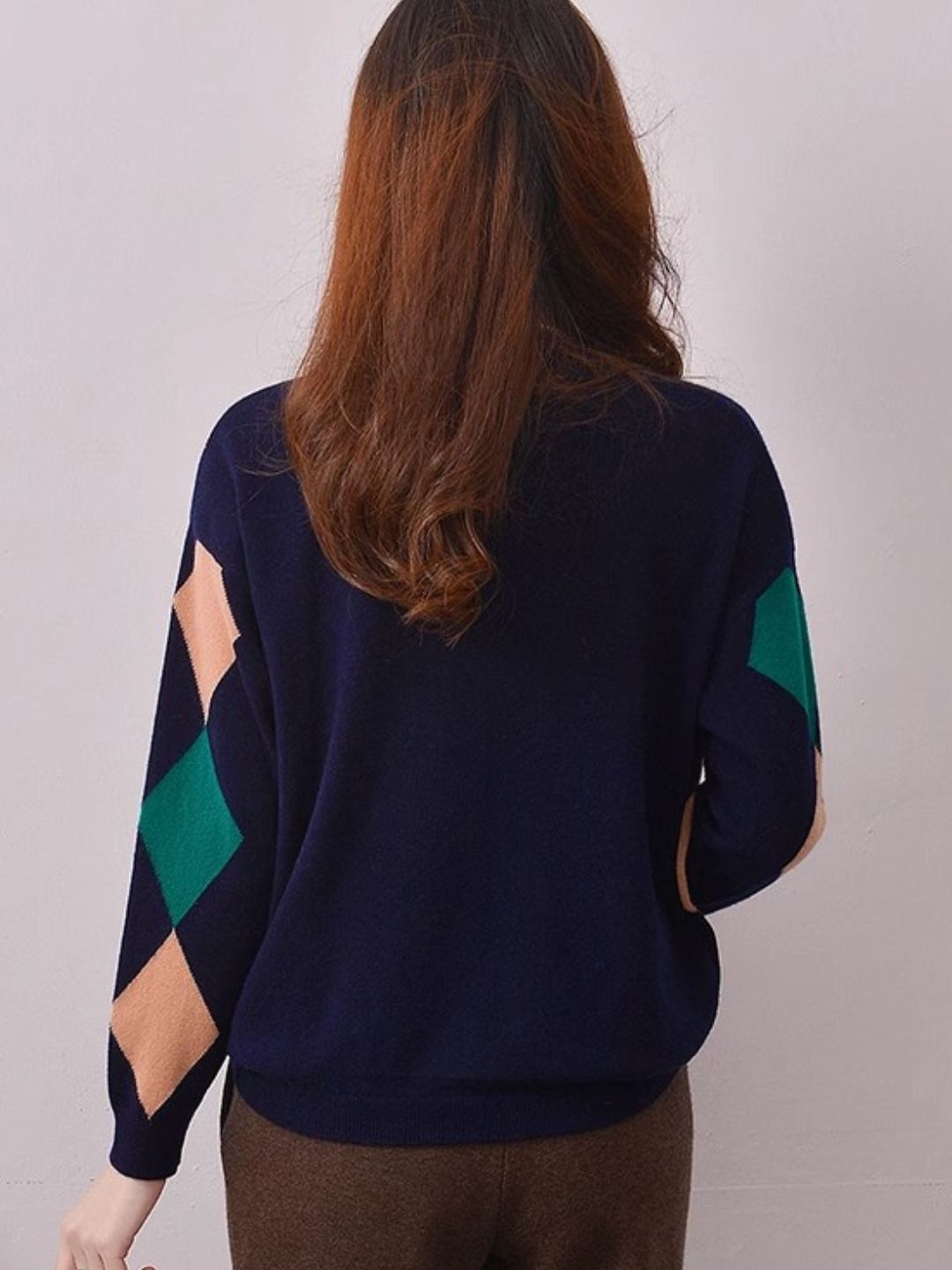 Pull à col rond avec motif diamant - Projet Paris - Parfait pour un look élégant