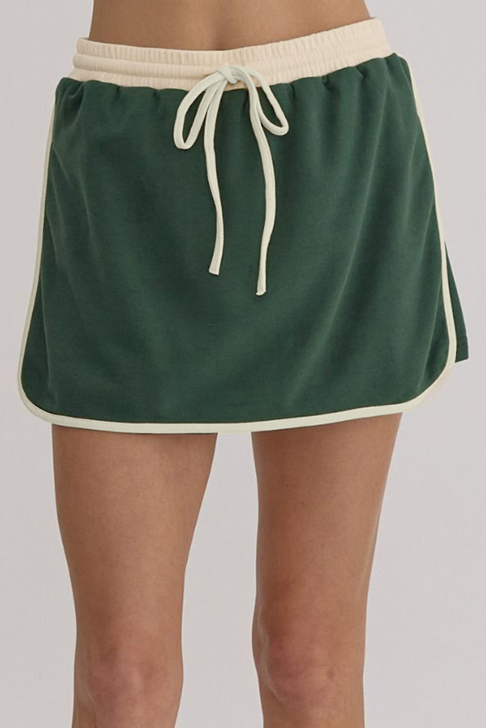 Ensemble classique tricoté avec contraste de couleurs - Set décontracté avec taille lacée - Projet Paris - Élégance et confort