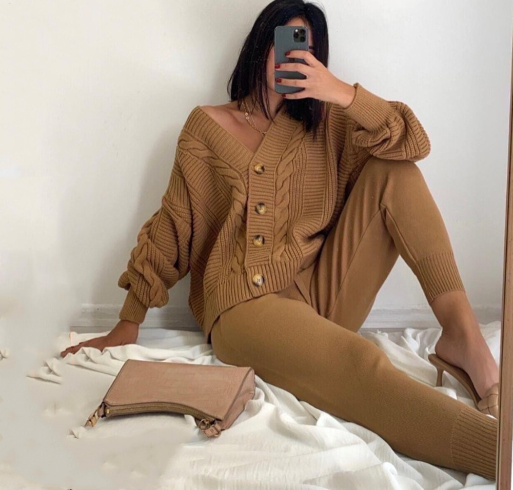 Ensemble 2 Pièces avec Cardigan en Maille - Projet Paris - Élégance et douceur intemporelles