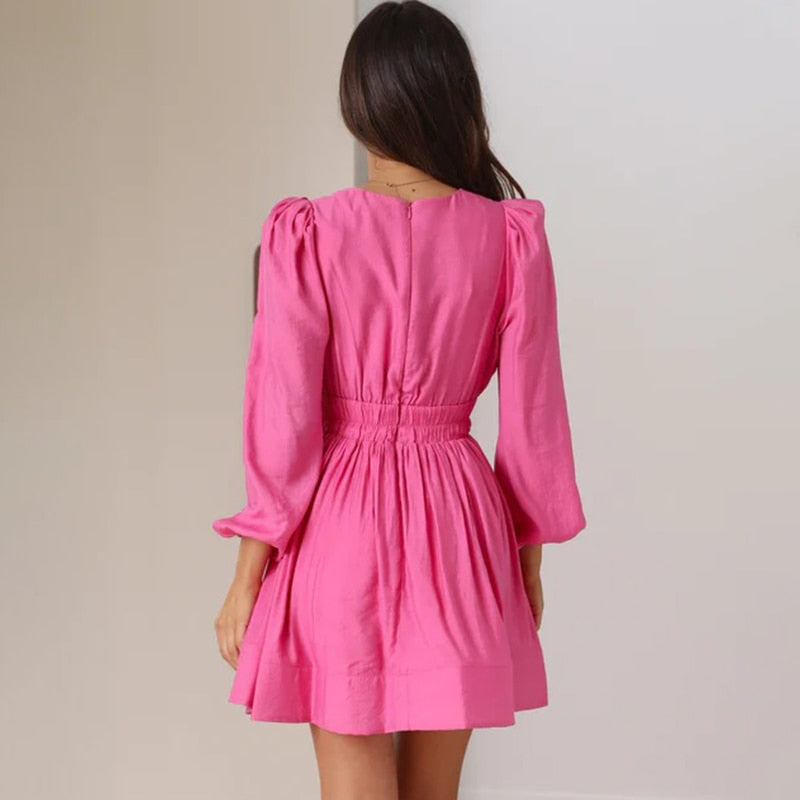 Robe avec V-Ausschnitt - Projet Paris - Élégance intemporelle - Parfaite pour un look chic
