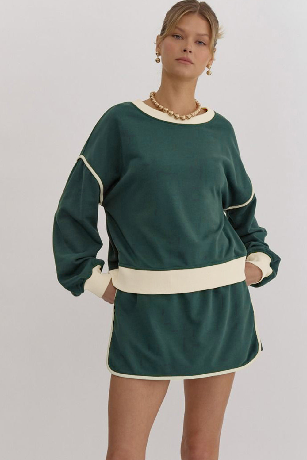 Ensemble classique tricoté avec contraste de couleurs - Set décontracté avec taille lacée - Projet Paris - Élégance et confort