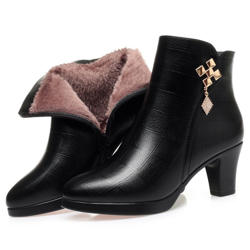 Bottes à talons élégantes - Style chic et moderne - Projet Paris - Confort et élégance