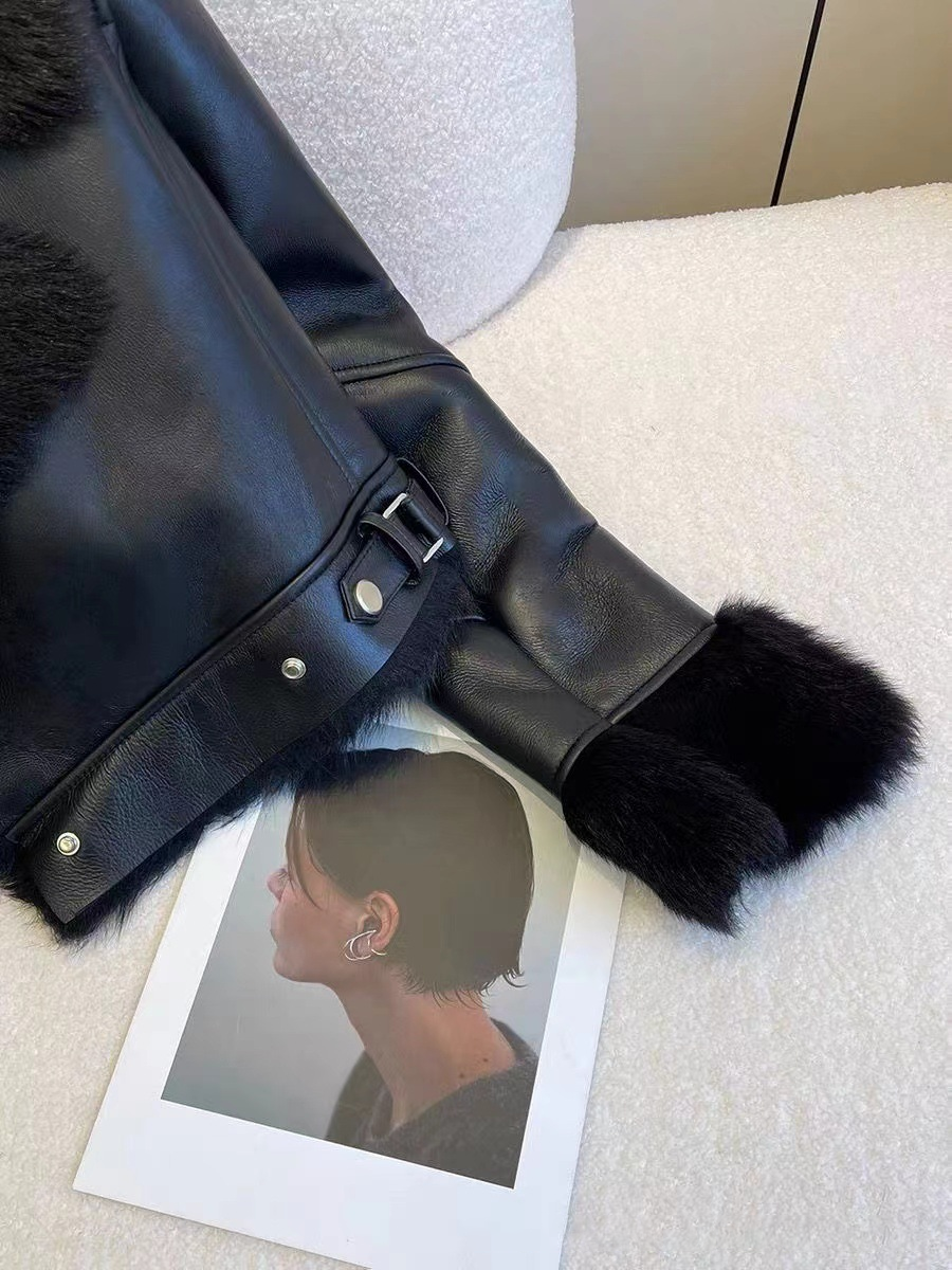 Veste en simili cuir avec fourrure - Projet Paris - Élégance et confort de luxe