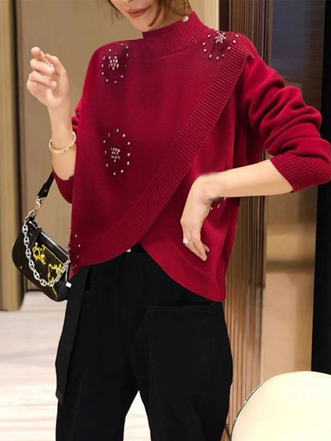Pull col roulé avec studs - Style audacieux - Projet Paris - Confort et caractère