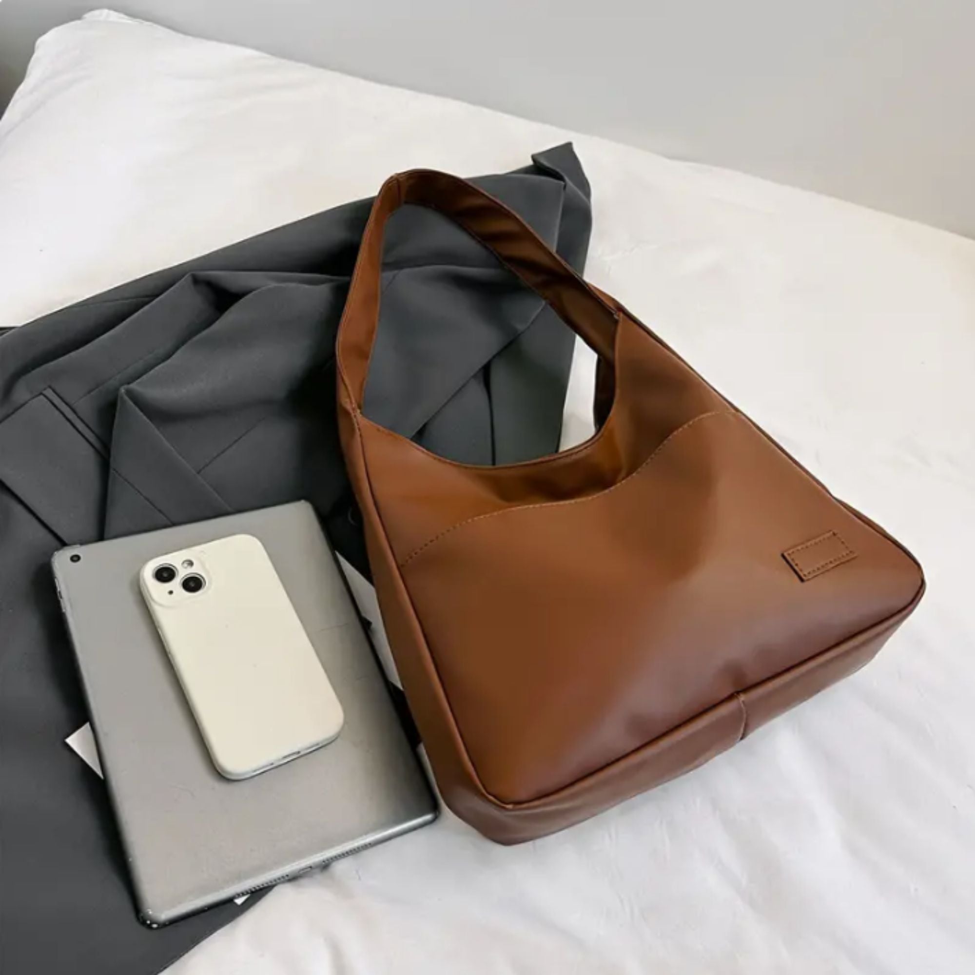 Sac BB quotidien - Pratique et élégant - Projet Paris - Conçu pour un usage quotidien avec style et fonctionnalité - Compartiments bien organisés et design tendance