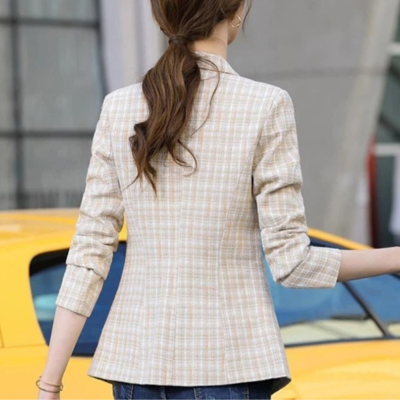 Blazer à carreaux pour femmes avec fermeture à bouton chevilles - Projet Paris - Chic et moderne