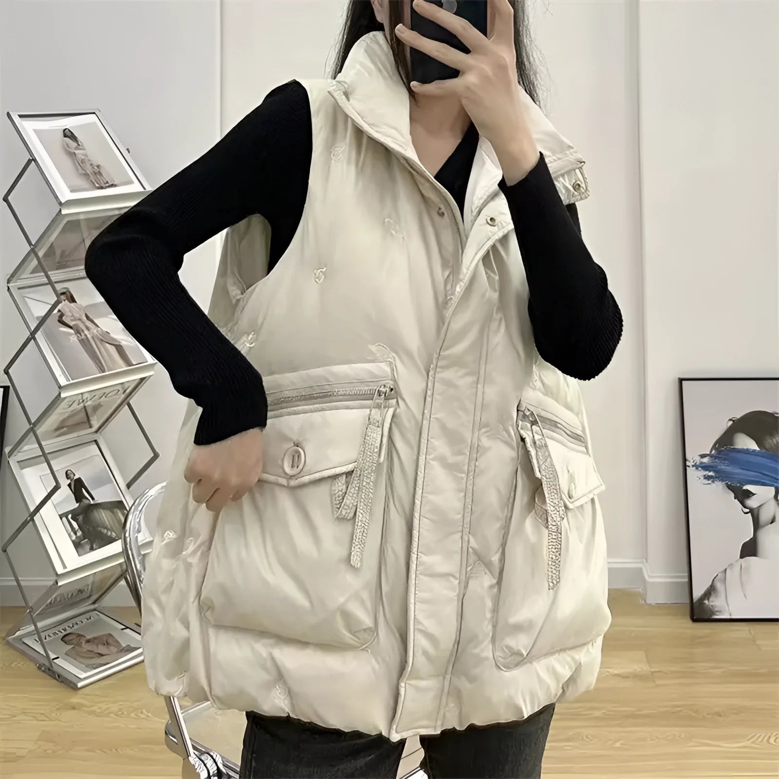 Gilet cargo oversize crème pour femmes avec poches et fermeture éclair - Projet Paris - Style décontracté
