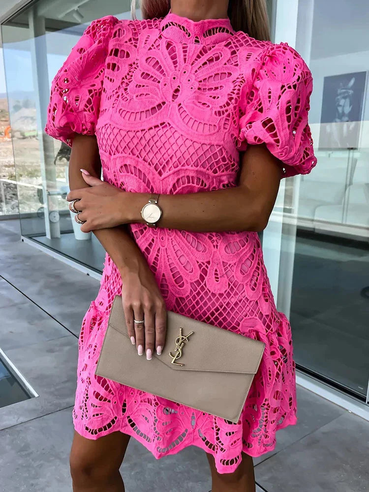 Robe avec Broderies et Manches Bouffantes Femme – Projet Paris – Détails raffinés