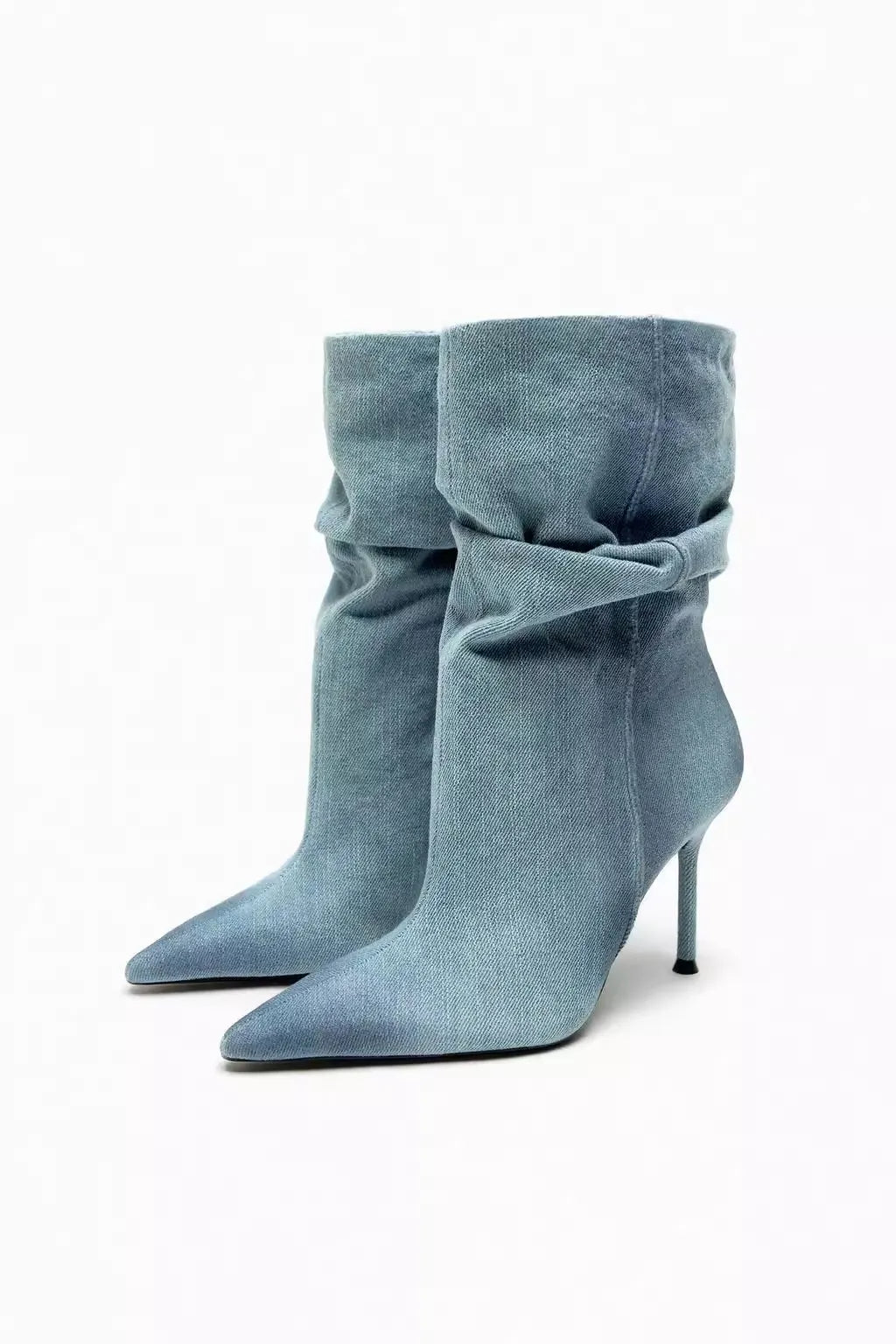 Bottes à talons hauts en denim - Style audacieux - Projet Paris - Confort et originalité