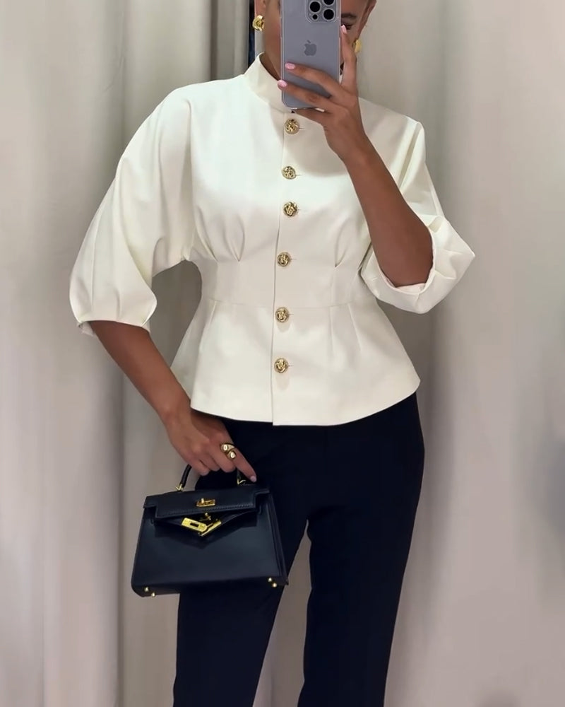 Blouse élégante blanche avec boutons dorés - Chic et sophistiquée - Projet Paris -